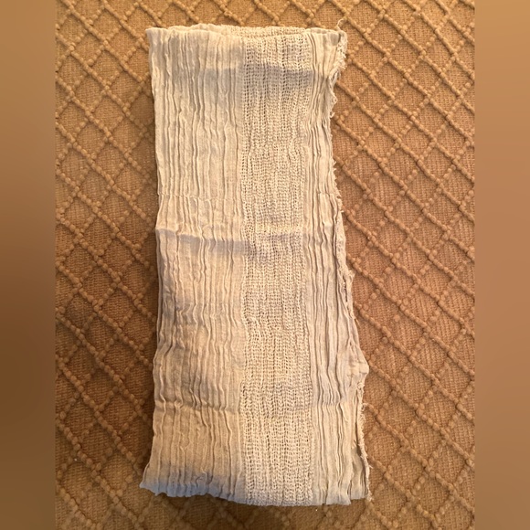 Boho 00’s Style Infinity Scarf Old Navy Brand Soft Beige - Picture 3 of 3